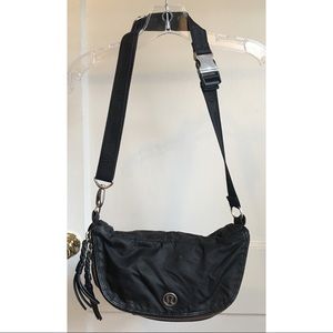Lululemon Good Fortune Bag